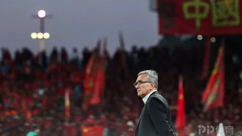 2025職業聯賽季前瞻：浦和紅钻力戰平局，奮力衝刺領先地位！